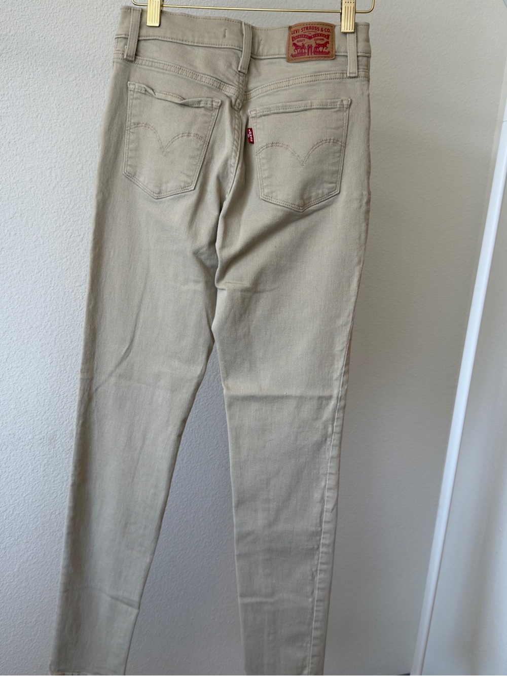 Levi’s 311 Shaping Skinny Jeans Women’s 26 Beige Tan Stretch Pants - Picture 8 of 14